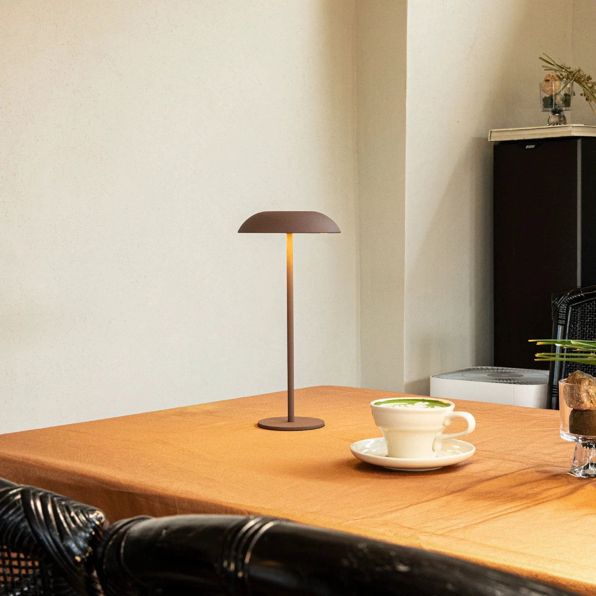 Cordless Restaurant Table Lamp